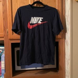 Men’s Nike t-shirt